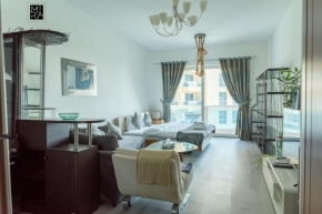 Serviced Studio in Lago Vista - Gym, Pool, BBQ